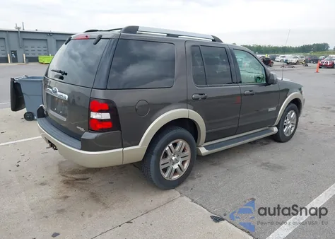 2007 Ford Explorer Eddie Bauer z USA, uszkodzony, nr VIN 1FMEU74EX7UB62242
